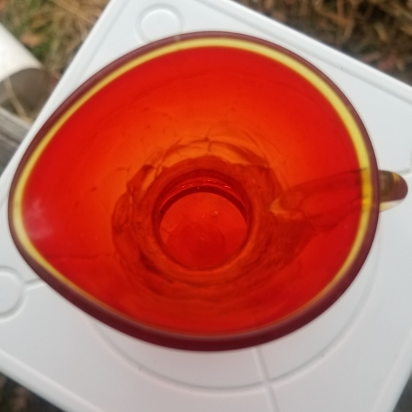 Vintage miniature handblown crackled glass vase pitcher brigh orange with amber - Picture 8 of 12